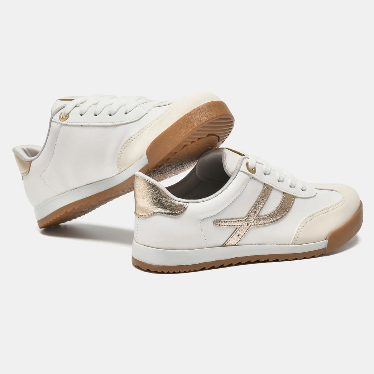 Tênis Casual Branco e dourado e off white