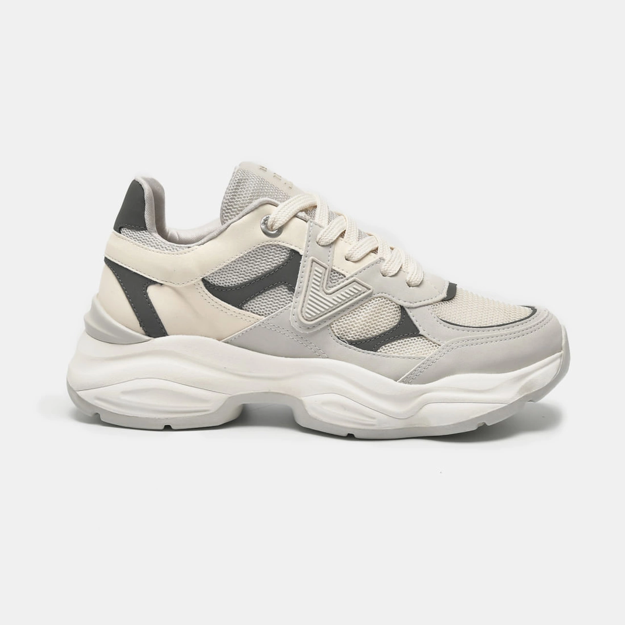 Tênis Casual Esportivo Cinza e off white