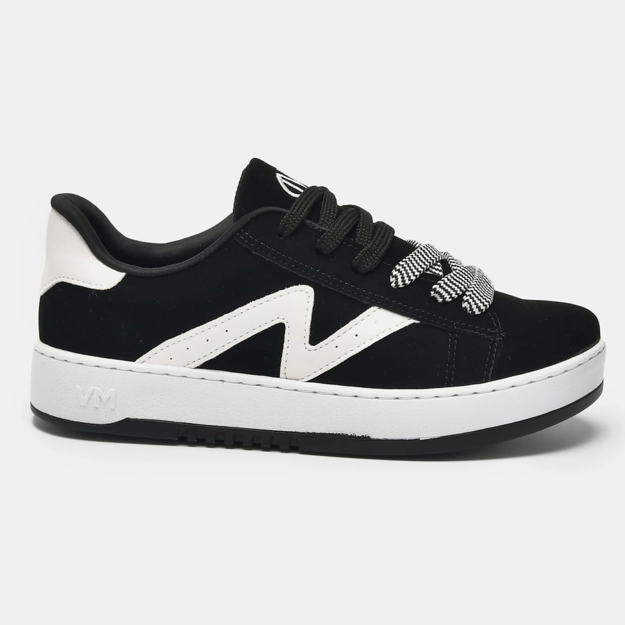 Tênis Casual Branco e preto