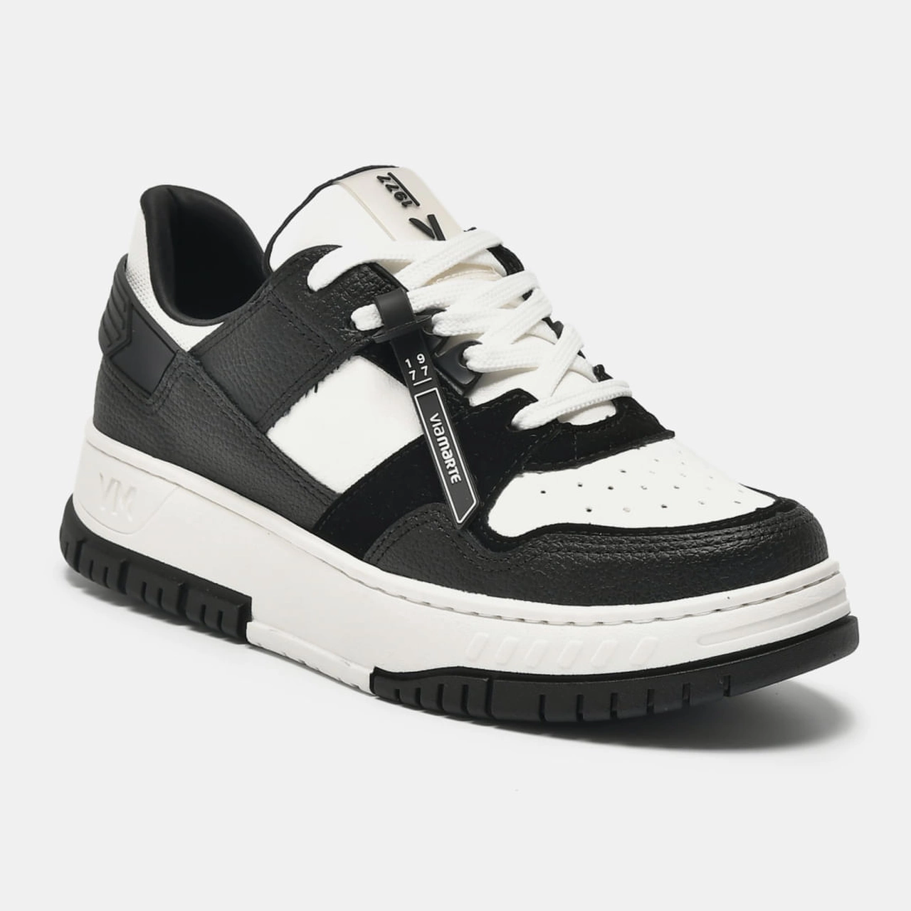 Tênis Casual Branco e preto