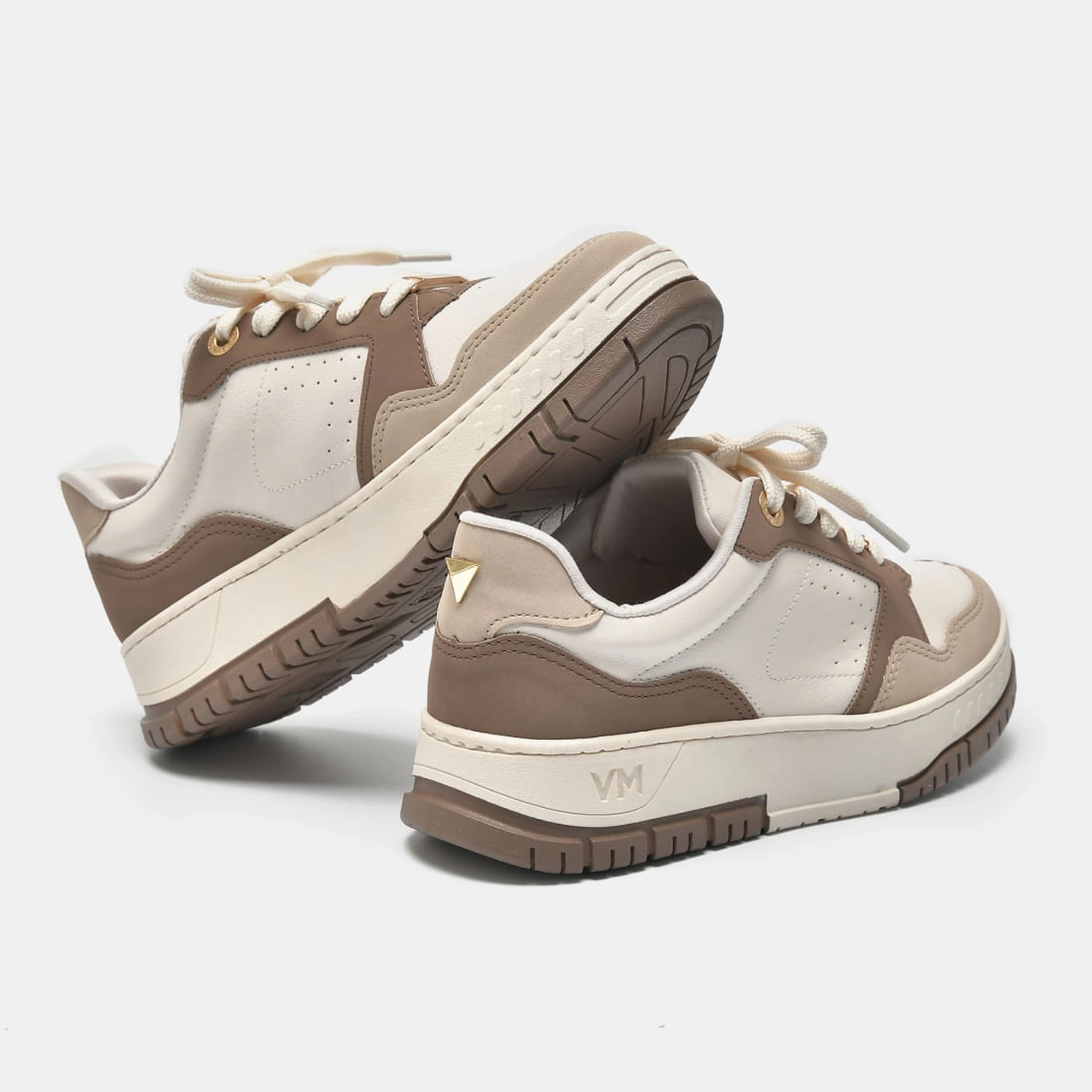 Tênis Casual Bege e marrom claro e off white