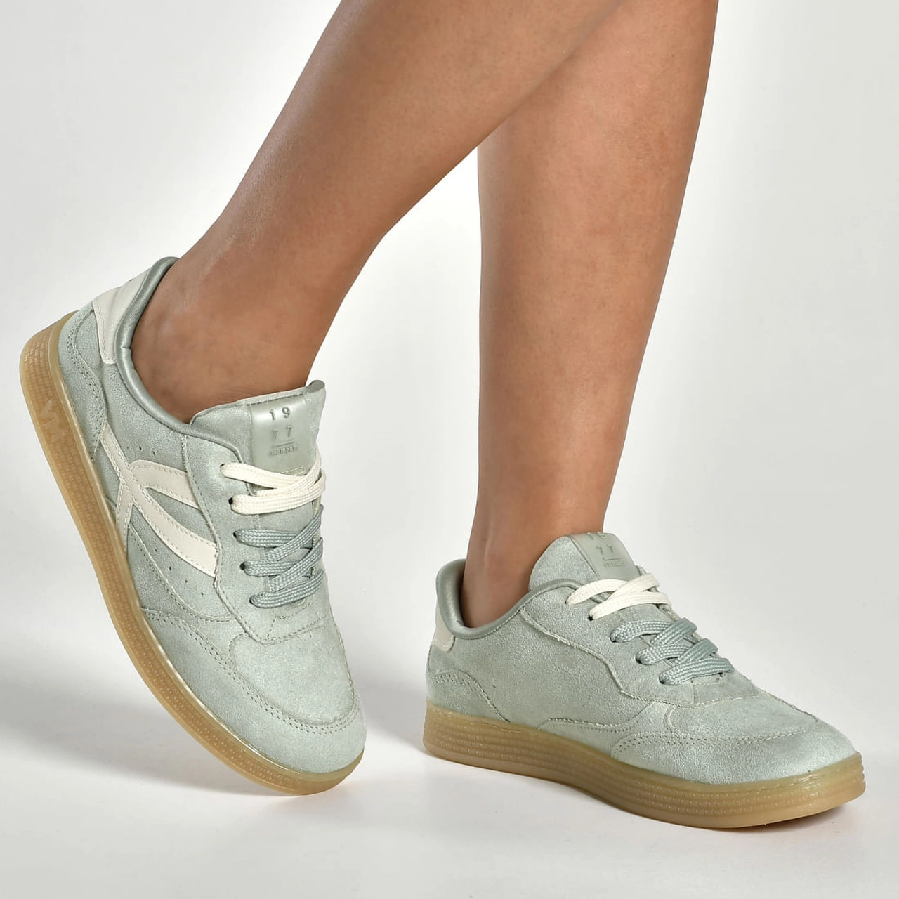 Tênis Casual Off white e verde