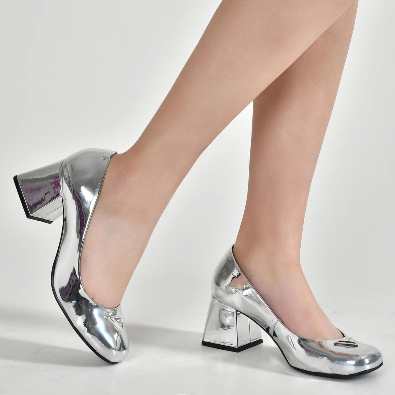 Sapato Scarpin Prata