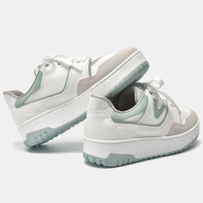 Tênis Casual Branco e Prata e Verde