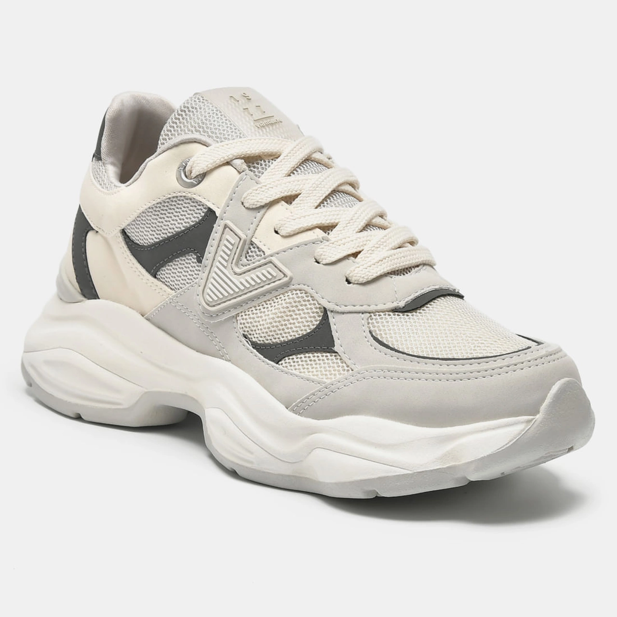 Tênis Casual Esportivo Cinza e off white